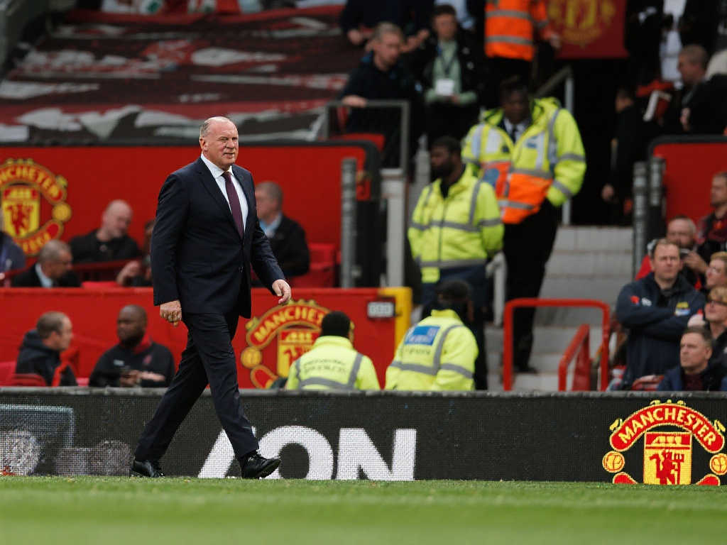 中甲甚至中 中甲甚至中